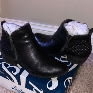 Lucky Brand Bartalino Leather Booties